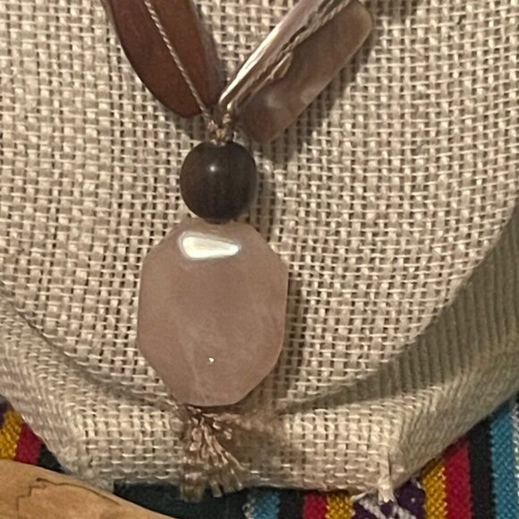 Peyote Bird Boho Polished Stone Statement Necklace With Leather Cord & Metal Acc - Picture 3 of 6